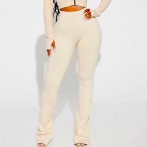 Snatched pants cream NWOT